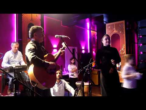 Видео: Akhmad Asalbekov & Parvinoz Aknazarova - Ay Didai Ranj | Ахмад Асалбеков &Парвиноз Акназарова - Ай