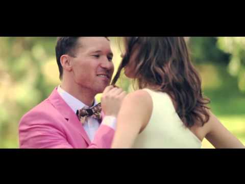 Видео: Невеста красиво поёт песню жениху