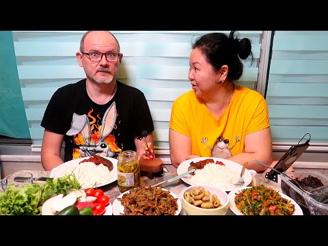 Видео: Мукбанг Корейские вкусняшки на турецком балконе. Кади ча, Шпинат по корейски, Баклажаны и т.д.