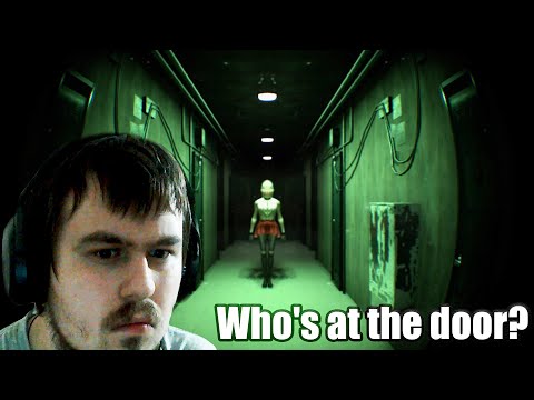 Видео: Это кто? Who's at the door