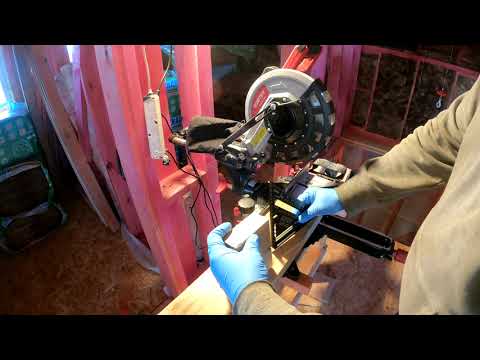 Видео: Дополнительный краткий обзор торцовочной пилы  WORTEX MS 2520-1 LMO