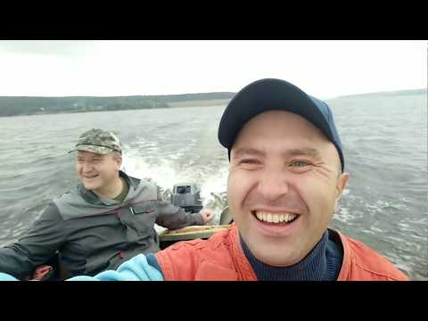 Видео: На лодке по Сылве. Первая часть. Шикарные виды вокруг.