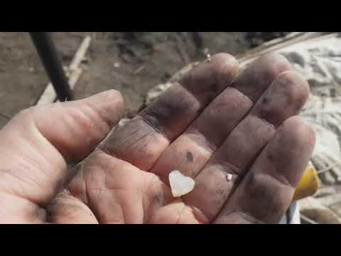 Видео: Долбим камень. скважина 18 м