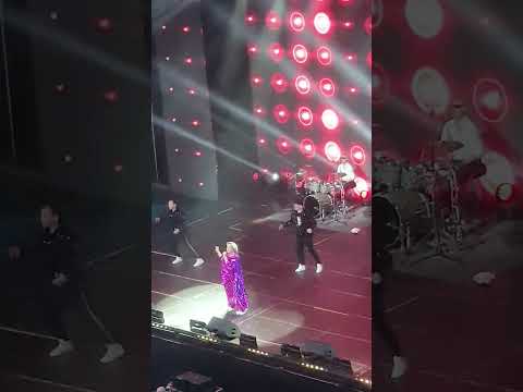 Видео: Подтанцовка Булановой / Белая черемуха Буланова
