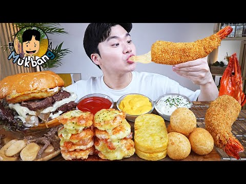 Видео: ASMR MUKBANG & Готовка | ГАМБУРГЕР & ХОТ-ДОГ & сырная палочка | звук еды !!