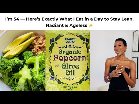 Видео: Как я сохраняю форму, молодость и уверенность в себе в 54 года | Что я ем в день