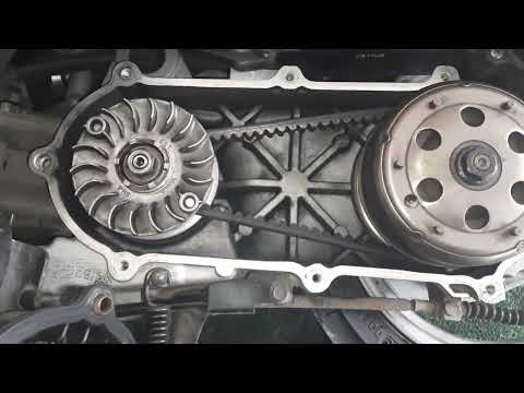 Видео: ТО вариатора на yamaha jog sa36 39 vino