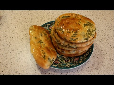 Видео: Лепешки из дрожжевого теста.Начинаем косить траву.