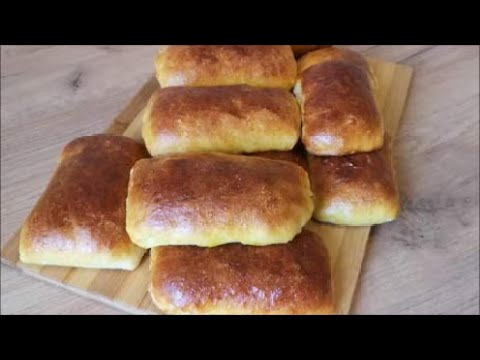 Видео: Булочки с курицей, луком и моцареллой
