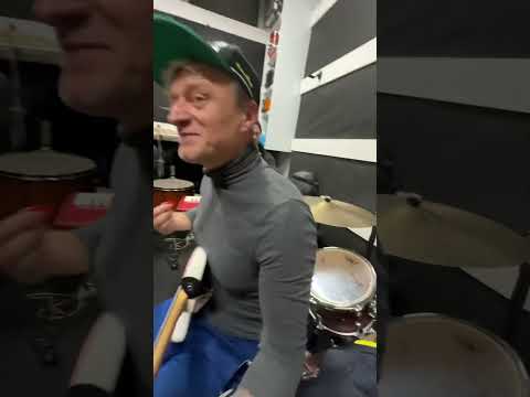 Видео: Дай Дарогу! Съёмная хата