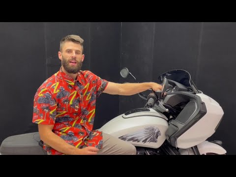 Видео: Установите тюремные решетки TAB Performance Folsom на Indian Challenger