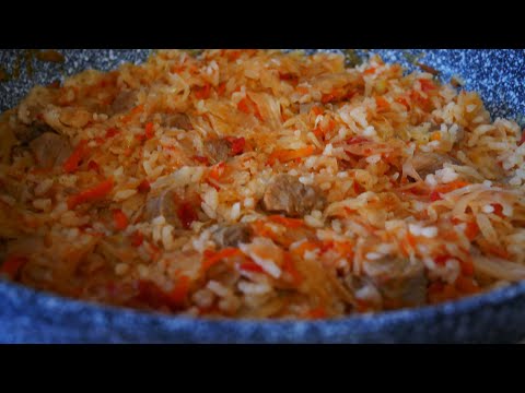 Видео: Тушеная капуста с мясом и рисом. Быстрый ужин на всю семью