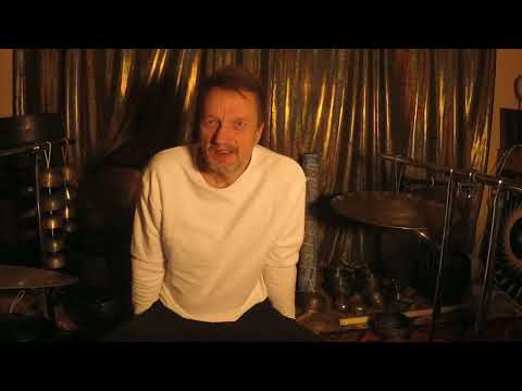 Видео: 184. Гранд комплект Поющих храмовых Чаш Для йоги практик Исцеление Звуком. Музыка расслабления