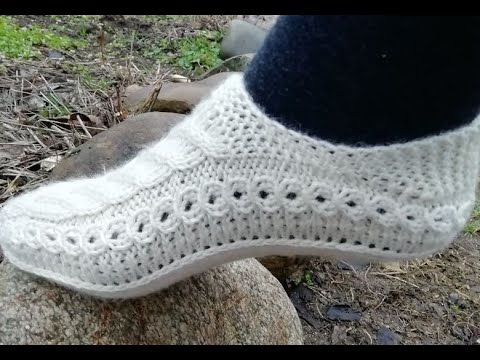 Видео: Красивые следочки на двух спицах//Beautiful tracks on two spokes. Detailed MK for beginners