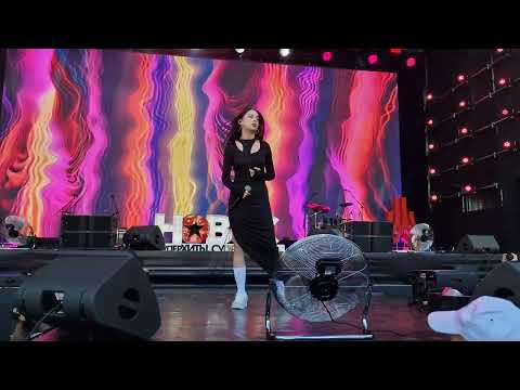 Видео: DAASHA  - Васильки | Супер ДВИЖ, Новое Радио | 6.07.2024