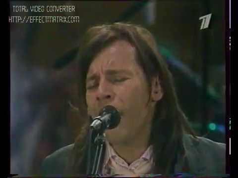 Видео: Мумий Тролль Дельфины (концерт в Гостинном)