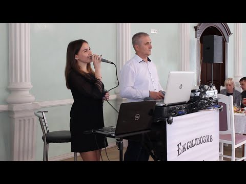 Видео: Гурт ЕКСКЛЮЗИВ.   Не та ружа що за садом. Буковинська (застільна)