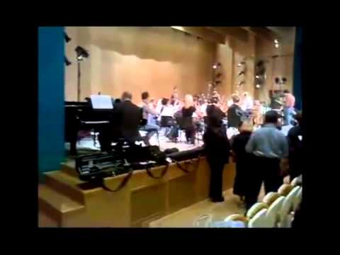 Видео: Хор Минина 'Fragile' Стинг (любительская съемка)