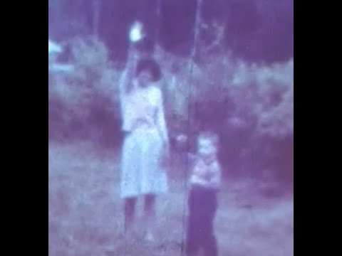 Видео: 1965-67 год. Моё детство, я, мама, папа, наши родственники, птичка в клетке и ёжик.