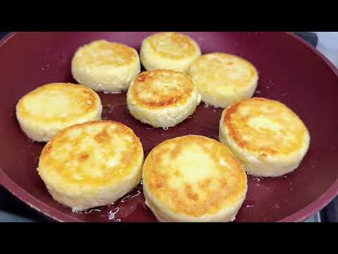 Видео: Рецепт сырников, которые не разваливаются | Вкус из детства