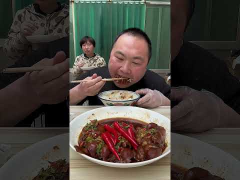 Видео: Если ты не хочешь есть, посмотри, как я ем, и ты захочешь этого.  53