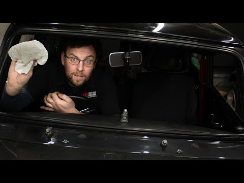 Видео: Как установить подогрев окон на классический автомобиль Mini Cooper
