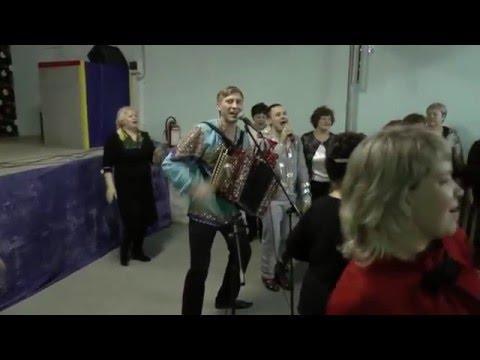 Видео: Цветёт сирень  исп  А Шломан и И Шипков