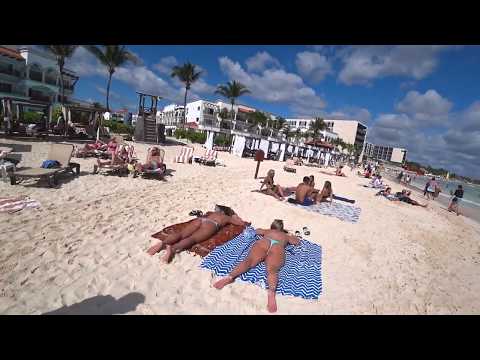 Видео: ПЛЯЖ Плайя Дель Кармен в солнечную погоду возле отеля Grand Hyatt и Hilton. ЛАТИНСКИЕ ПОПКИ