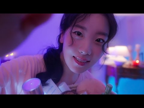 Видео: АСМР(No Talking) ☔ Друг делает тебе демакияж и уход за кожей 💜