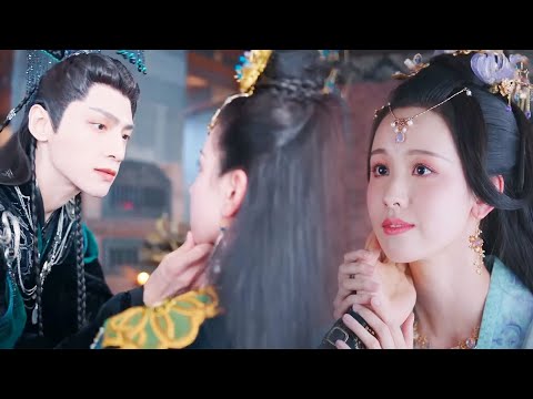 Видео: Хитрая женщина подставляет Золушку, демон-принц унижает её.