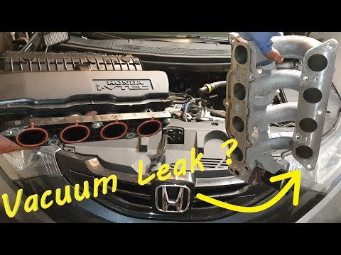 Видео: Замена и снятие прокладки впускного коллектора Honda Civic 1.4 i-vtec