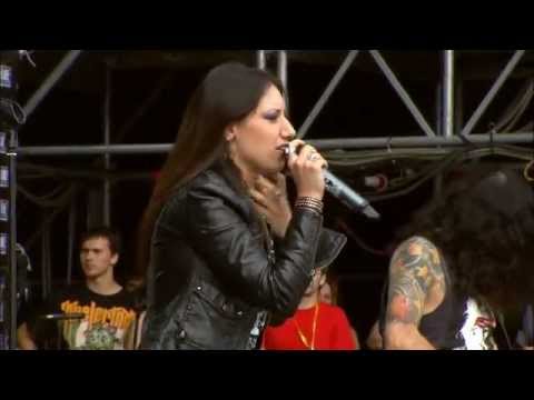 Видео: Группа "Louna" НАШЕСТВИЕ 2011