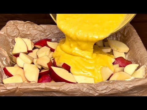 Видео: Самый простой и вкусный яблочный пирог за 5 минут!