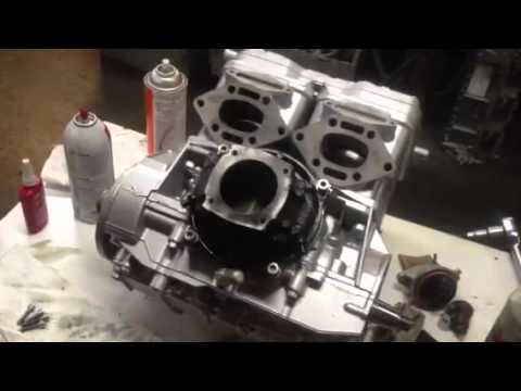 Видео: SEADOO 787 RFI и карбюраторный двигатель с роторным механизмом газораспределения, рейлингом, кали...