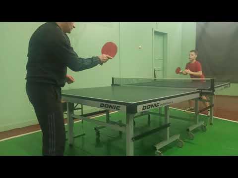 Видео: НАСТОЛЬНЫЙ ТЕННИС С НУЛЯ. Урок 4. Толчок справа и слева