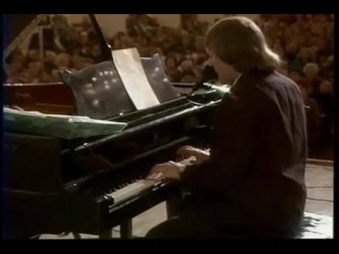 Видео: Владимир Мигуля. Vladimir Migulya. А я люблю тебя ничью