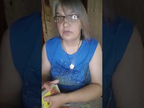 Видео: Стучит, гремит, на пороге стоит...