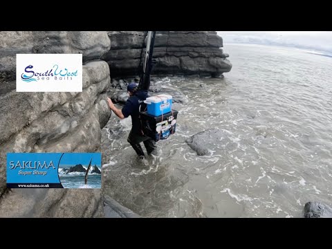 Видео: Мы спустились со скалы и пробрались через воду, чтобы добраться до этой отметки 😱