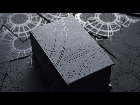 Видео: Обзор Истинное Черное Таро(True Black Tarot)