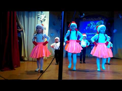 Видео: Новый год у ворот (вновь снежинок хоровод)