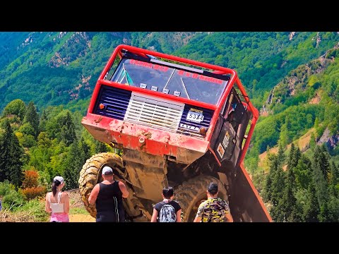 Видео: Сумасшедшее бездорожье 4x4 | 6х6 | 8x8 - Грузовик Trial Jihlava 2025