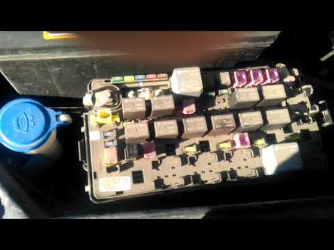 Видео: SsangYong Kyron ищем предохранитель