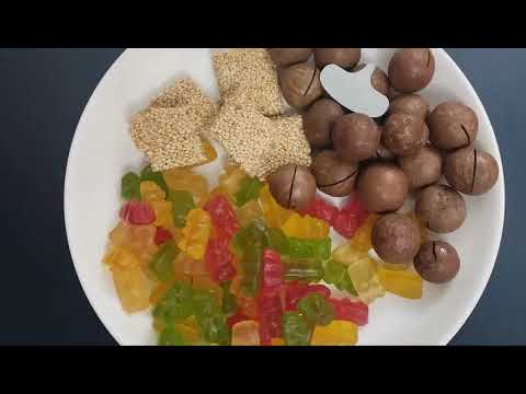 Видео: АСМР ИТИНГ | Звуки для ушей — жую мармелад, тихий шёпот | ASMR Eating Gummy, Whisp 