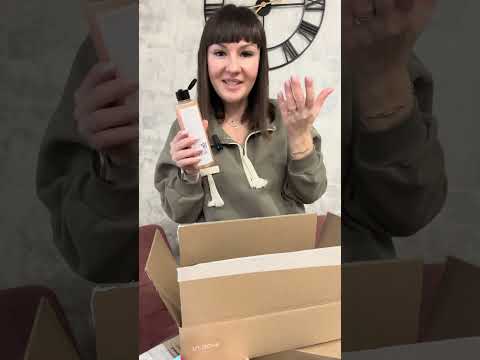 Видео: Распаковка заказа по каталогу МАРТ AVON. Смотрите обзор новинок Avon в моем заказе.