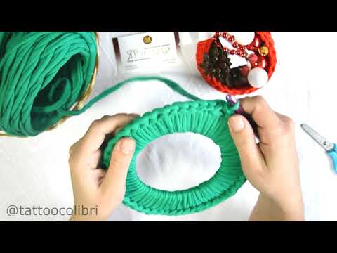 Видео: Рождественский венок из трикотажной пряжи