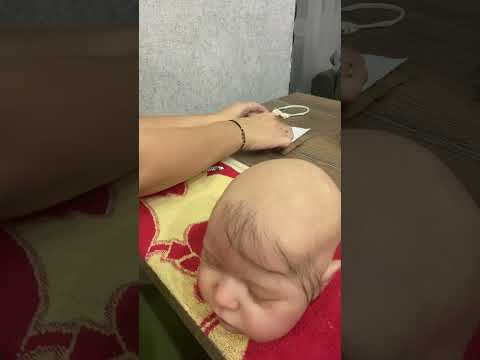 Видео: МК как сделать куклу Реборн самому. Продолжаем прошивать волосы кукле