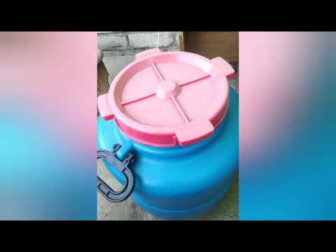 Видео: Вино из черноплодной рябины (часть 1)