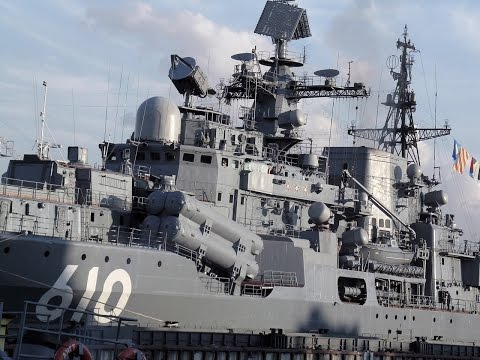 Видео: Сборка модели эсминца Современный от Trumpeter 1/350 часть 5