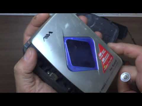 Видео: Кассетный плеер Aiwa HS-PM 183. Замена пассика. Небольшая профилактика.