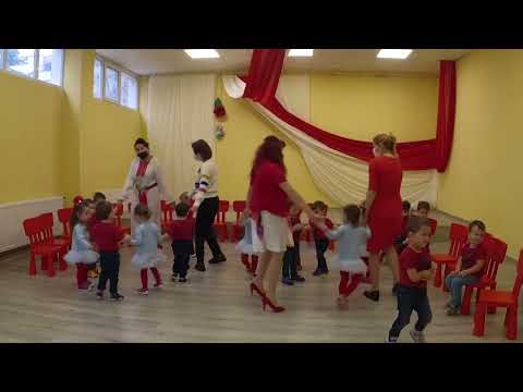 Видео: Елфи и Гъбки - Баба Марта 2022 г.